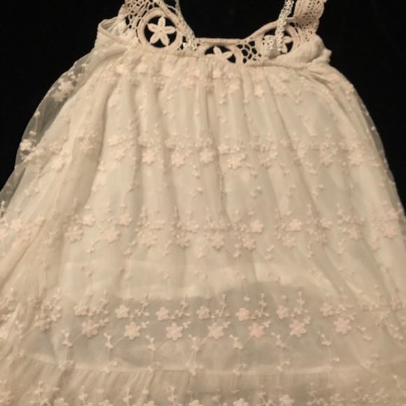 DOUBLE ZERO Size S, Heavily Laced Baby Doll Blouse - Picture 8 of 12